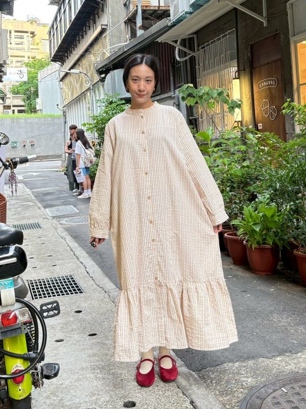 中山立領條紋魚尾下擺長洋裝 