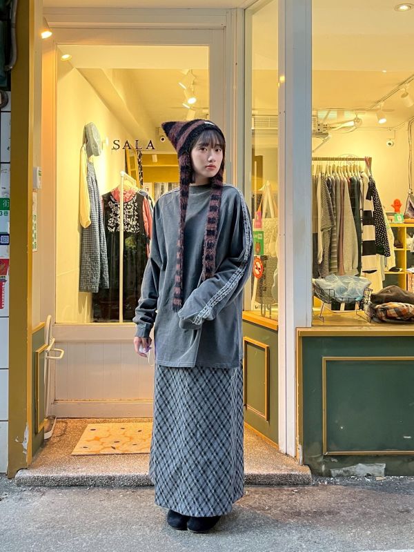 學院厚布格紋後鬆緊腰開衩長裙 