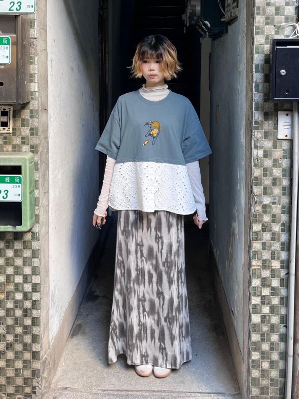 貓咪刺繡拼接蕾絲抽繩上衣 