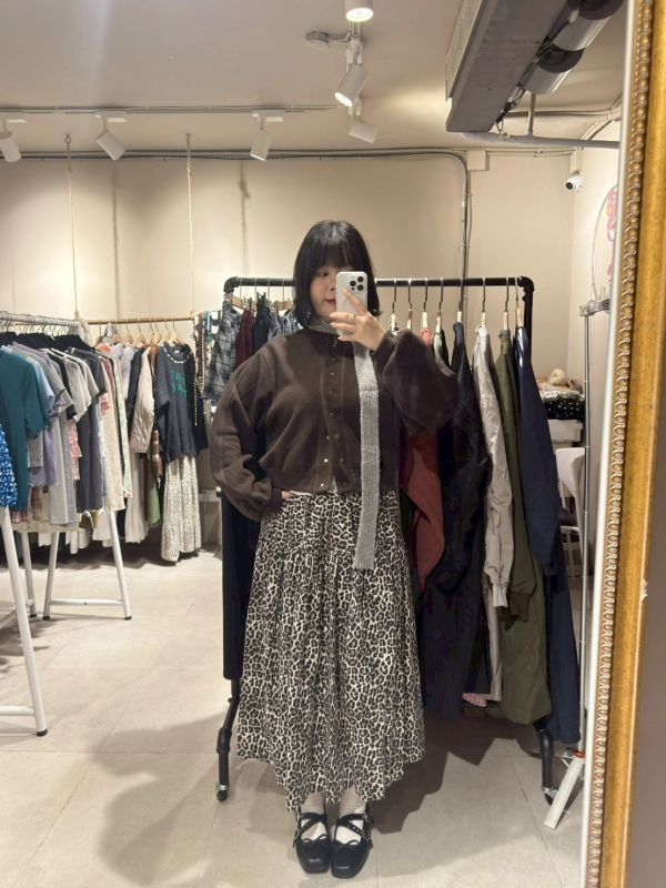 排扣QQ毛泡泡袖短版外套 