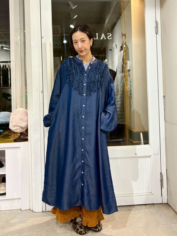 直條擠花長版牛仔洋裝 