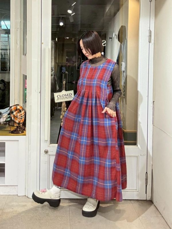 紅色大格紋背心裙 