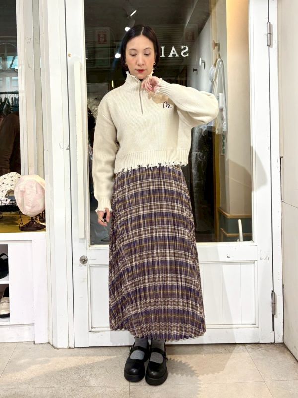 破壞感拉鏈短板針織上衣 