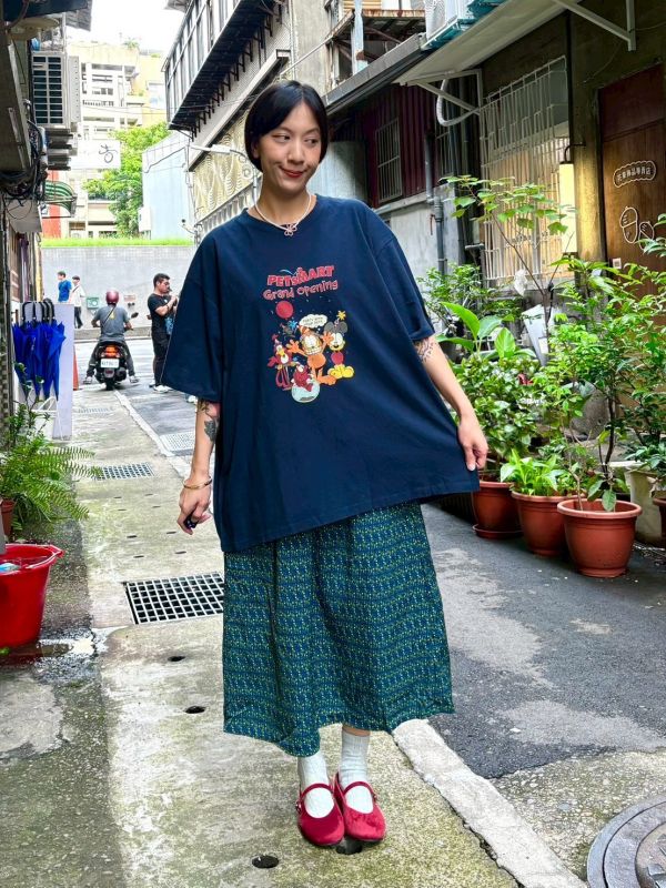 加菲貓歡樂派對刺繡貓頭臂章tee 