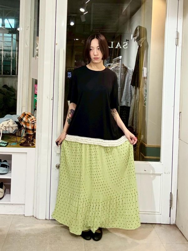 皺皺彈性草綠色長裙 