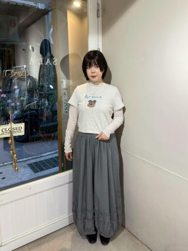 滿版波點字母小狗印花短板上衣 