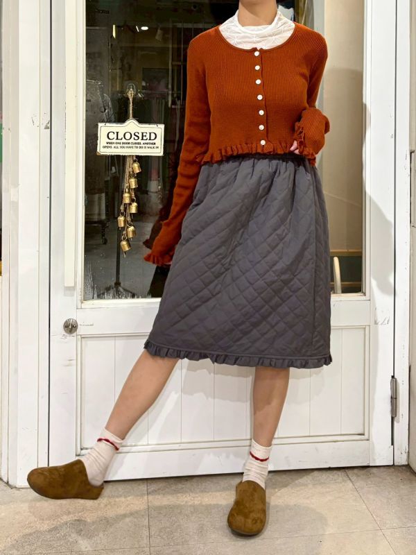 木耳邊拼接排扣親膚針織短版外套 