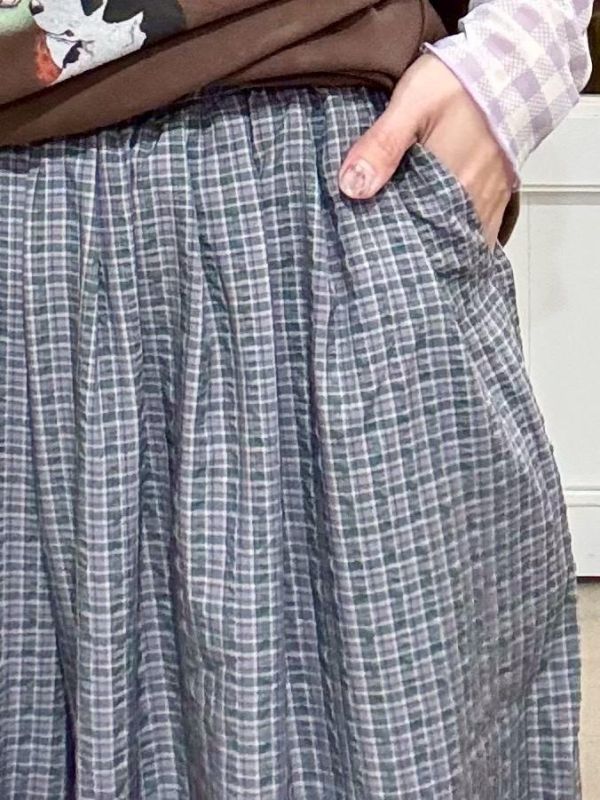 褲腳木耳細格紋花苞褲 