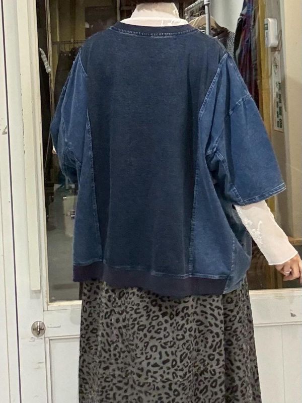 拼接牛仔布口袋上衣 