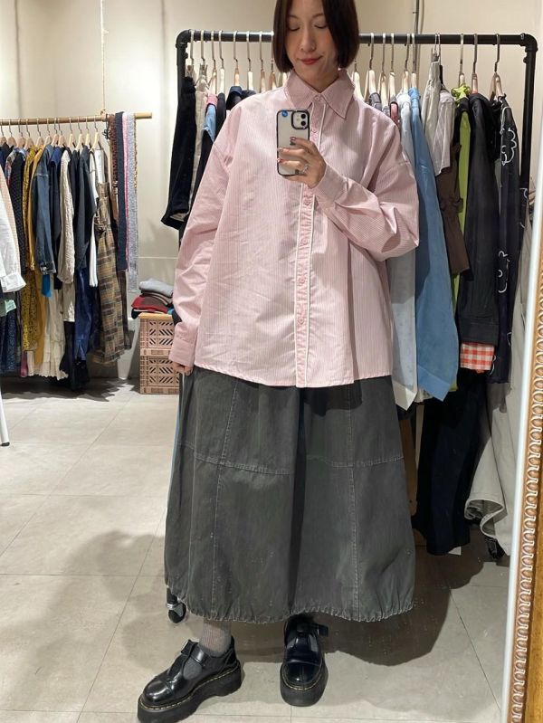 下擺抽繩花苞裙 