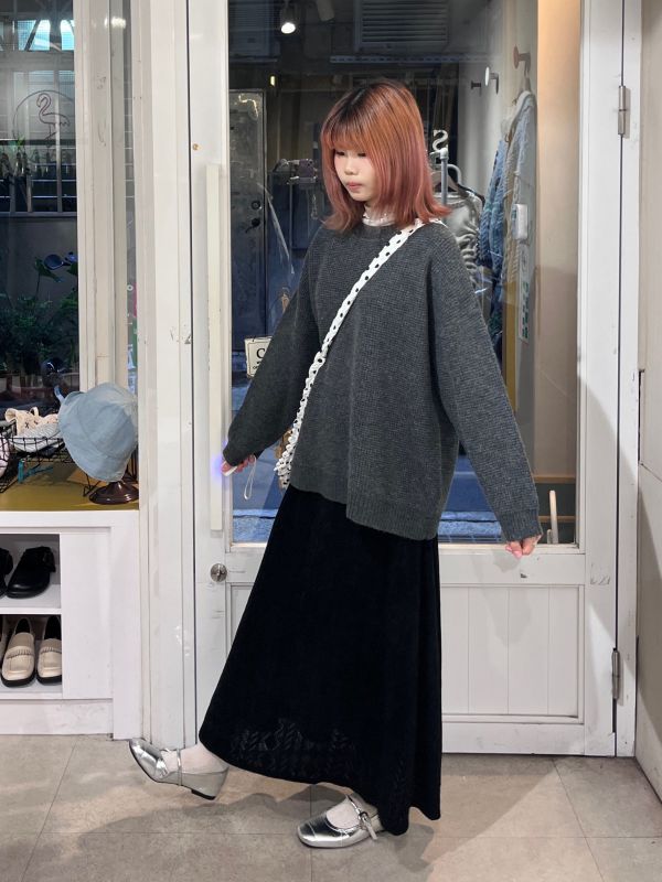 落肩細格針織毛衣 