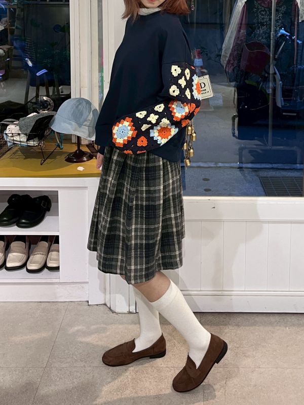 灰色格紋毛呢五分裙 