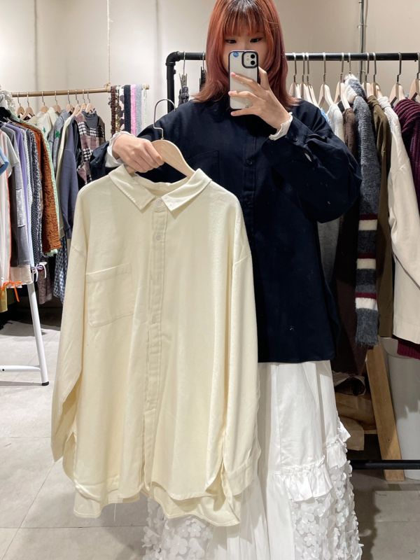 前短後長弧形開衩棉質長袖襯衫 