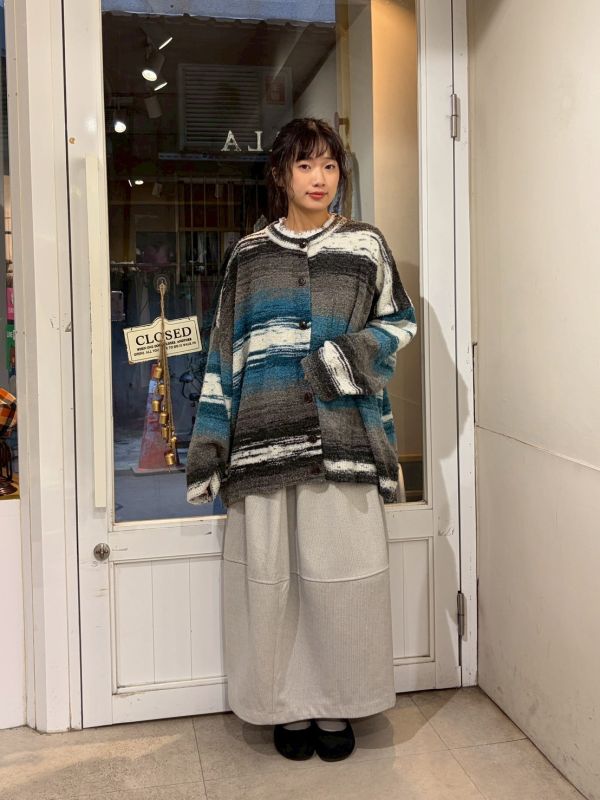 圈圈毛線撞色暈染排釦毛衣外套 