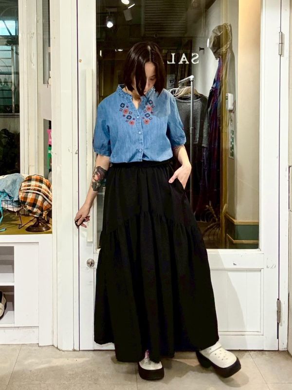 伸縮腰拼接抓皺圓裙 