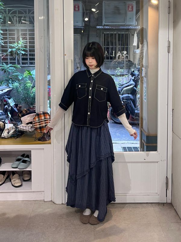 明線雙口袋短板五分袖襯衫 