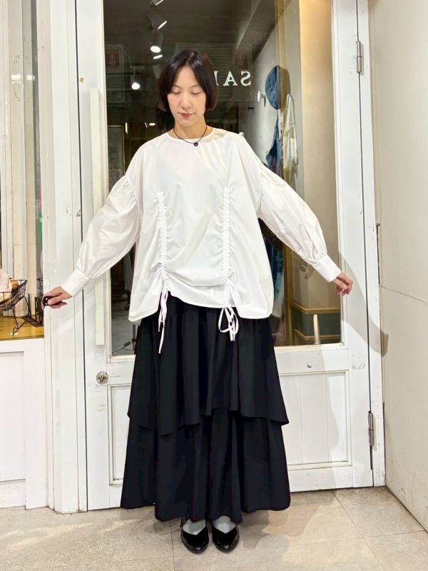 蓬袖前抽繩長袖上衣 