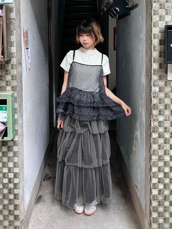 波點紗紗吊帶背心 