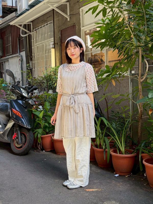 皺皺布格紋側拉鍊蛋糕細肩帶外搭背心｜附綁帶 