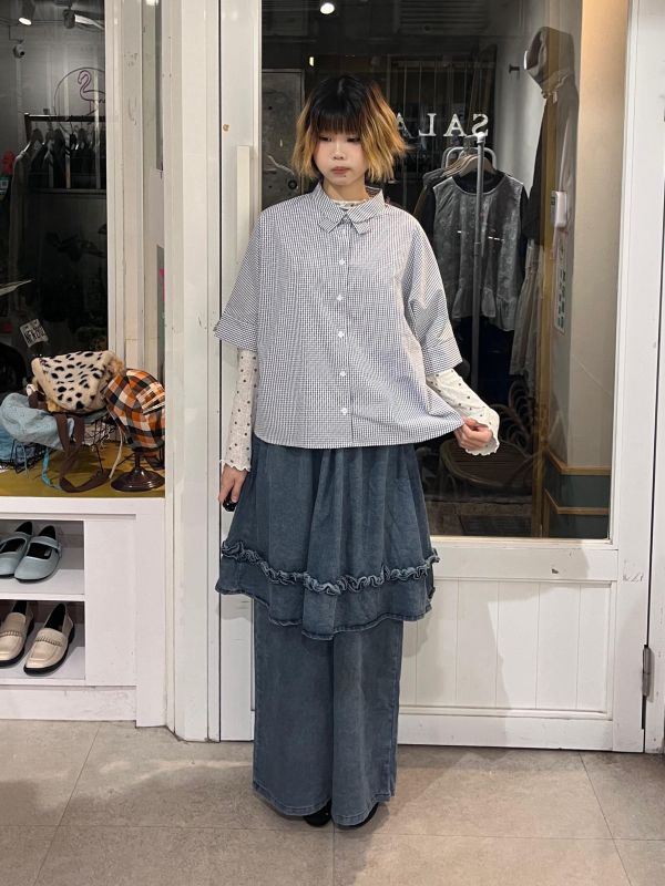 花邊裙簾拼接水洗牛仔寬褲 