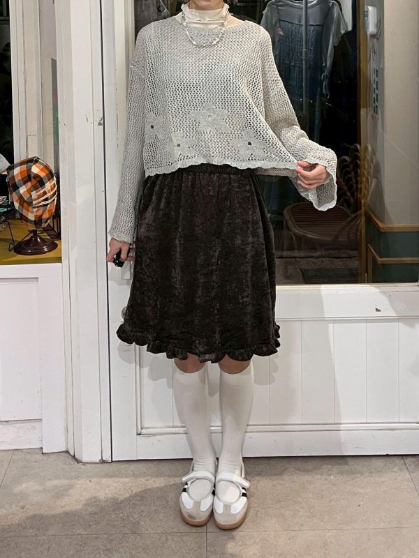 鏤空網格花花針織短版長袖上衣 