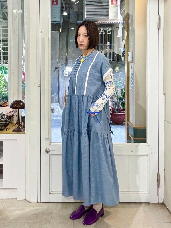 藍色細格子無肩線蕾絲滾邊袖蛋糕裙擺洋裝 
