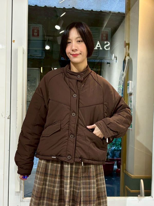 鋪棉翻蓋口袋短板外套 