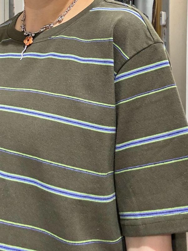 撞色條紋短版tee 