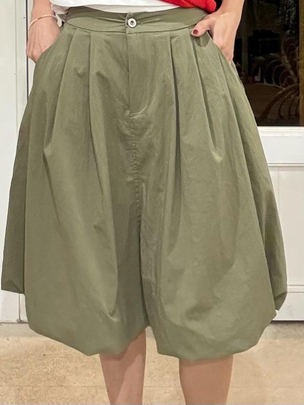 刷刷布氣球五分寬褲裙 