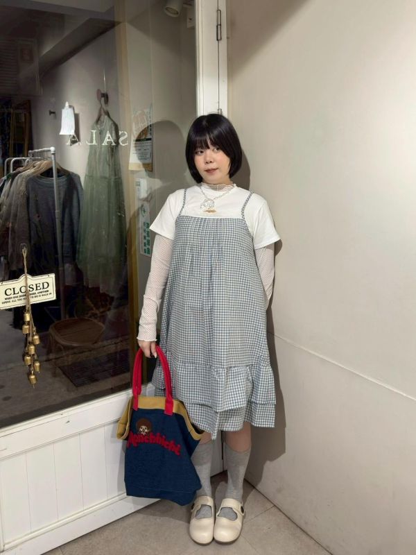 蕾絲拼接打摺雙層蛋糕下擺吊帶背心 