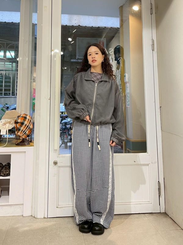 透膚網紗微高領造型抓皺調節可抽繩雙拉鏈落肩外套 