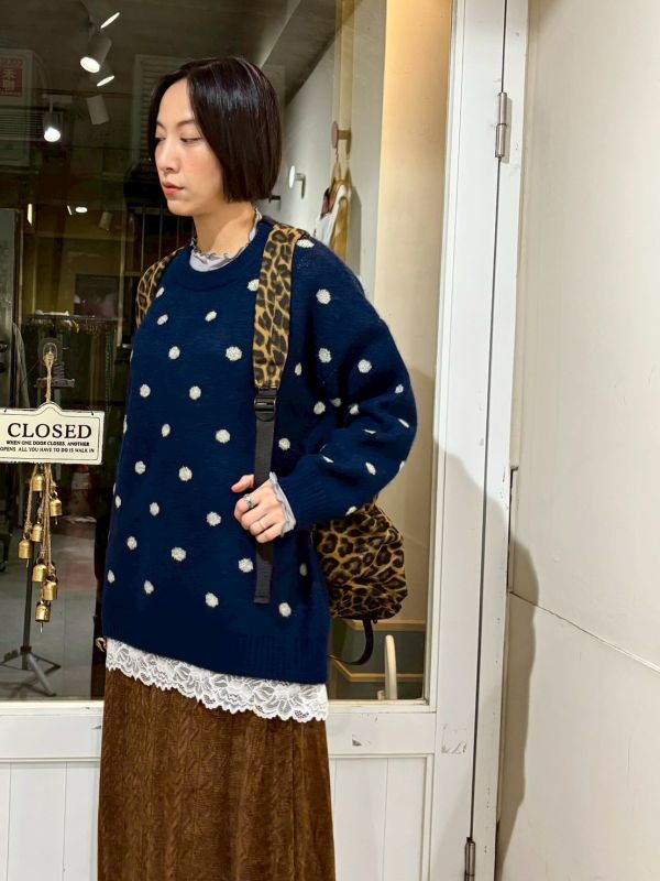 波點下擺拼接蕾絲長版針織毛衣 