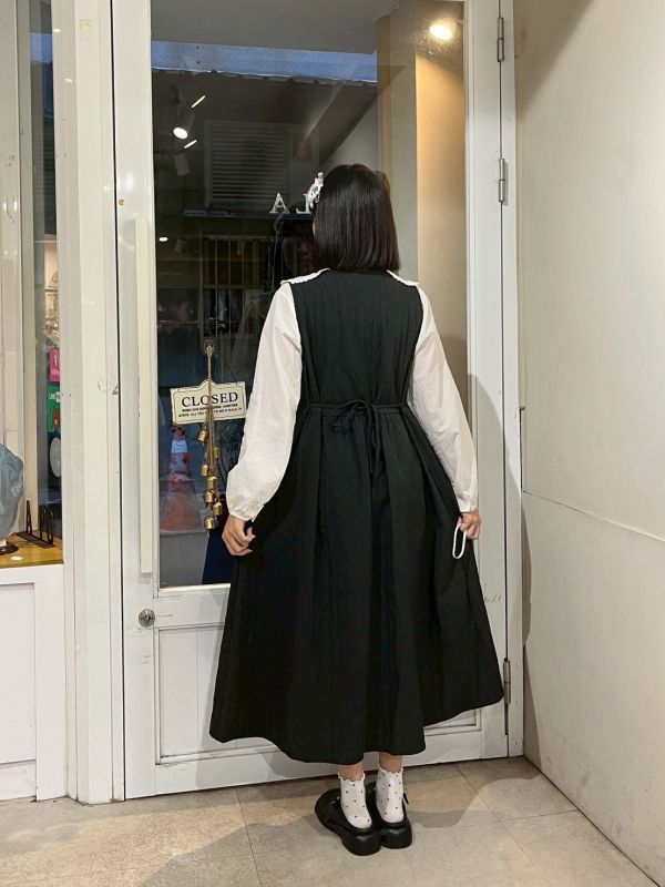 絎縫直紋胸前釦後綁帶長洋裝 