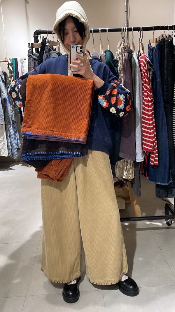 鬆緊腰下擺縫線燈芯絨褲九分寬褲 