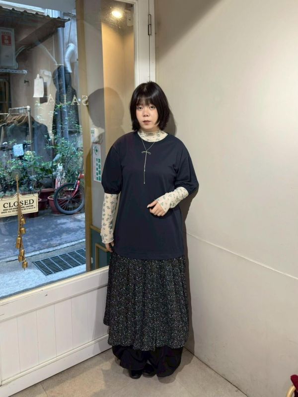 拼接下擺泡泡袖洋裝 