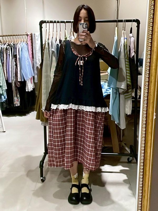 正面小布標棉質下擺拼接背心 