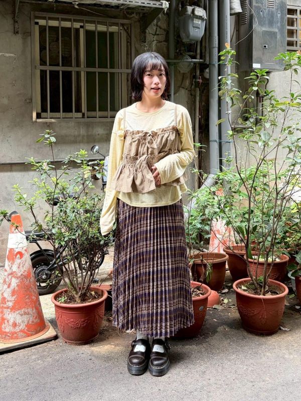 雙蝴蝶結縮褶荷葉邊外搭背心 