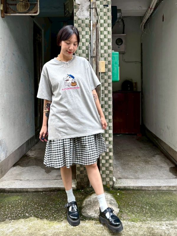 奧拉夫刺繡tee 