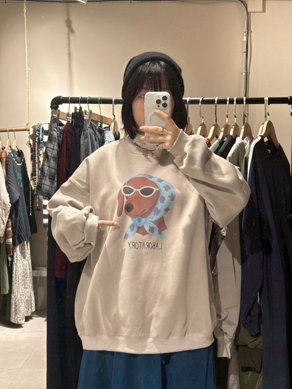 時髦臘腸狗落肩大tee 