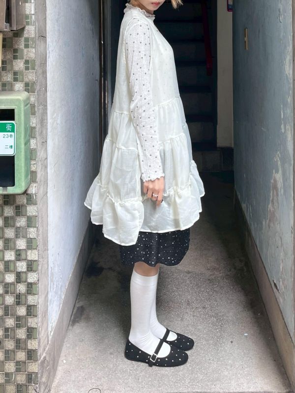 蛋糕花邊光澤紗紗背心 