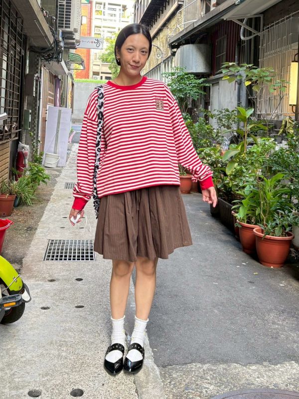 日系條紋刺繡貓袖縮口下擺彈性抽繩短版長袖上衣 