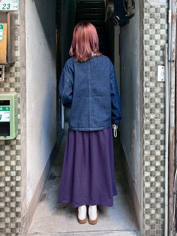 刺繡布標牛仔排扣開襟外套 