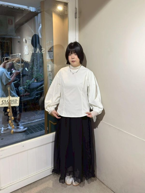 車線設計泡泡袖收腰鬆緊袖口上衣 