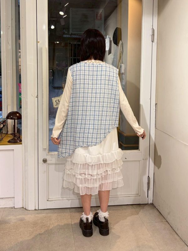 格紋不規則下擺背心 