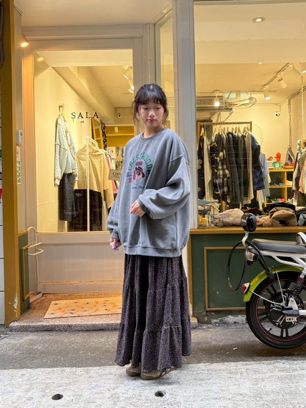 漢堡神偷圓領大學Tee 