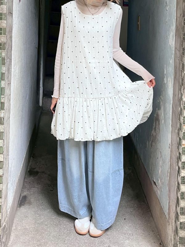 滿版小花皺皺紋理背心裙 