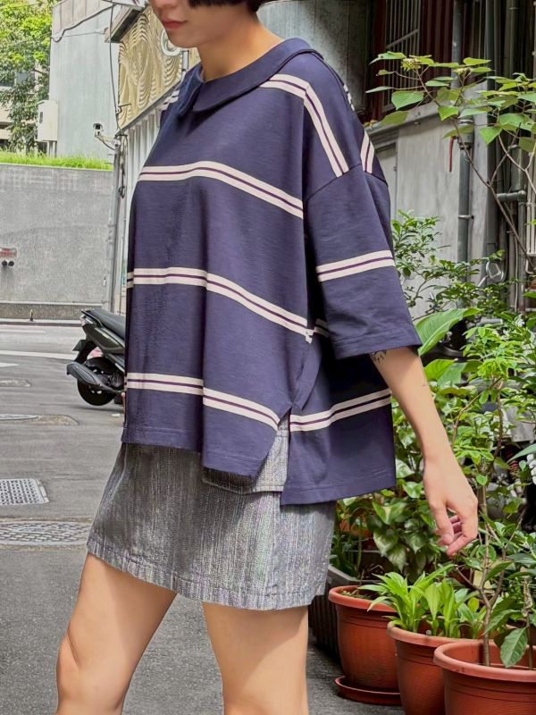 翻領條紋短版側開衩tee 