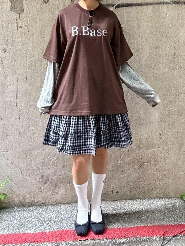 小碎花刺繡字母拼接小碎花長袖假兩件上衣 