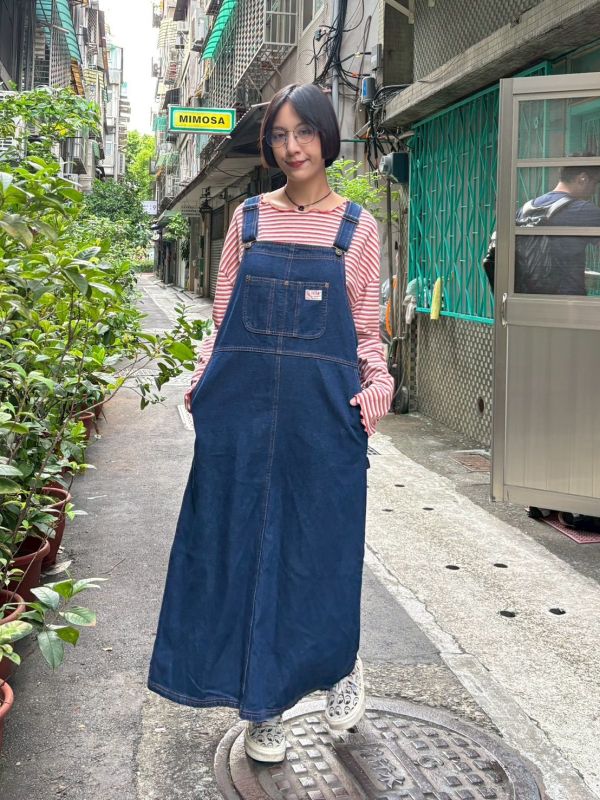 日系牛仔吊帶裙 