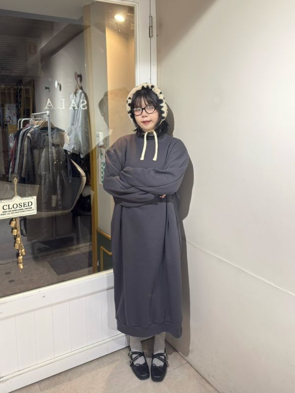 棉質加絨寬鬆繭型長洋裝 